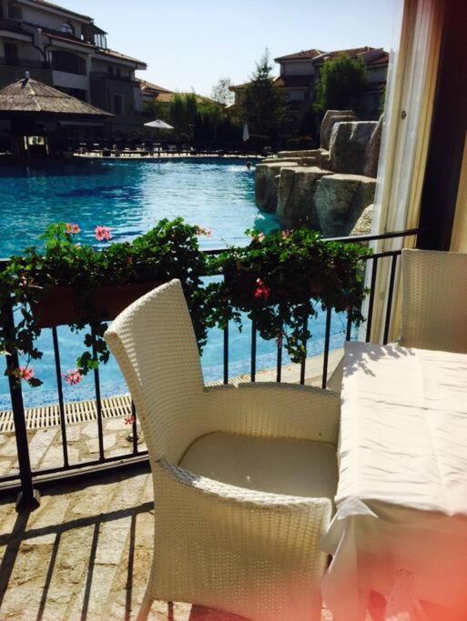 Lovely Apartment In Peaceful Family Spa Resort Near To Nesebar Kableshkovo  Bagian luar foto
