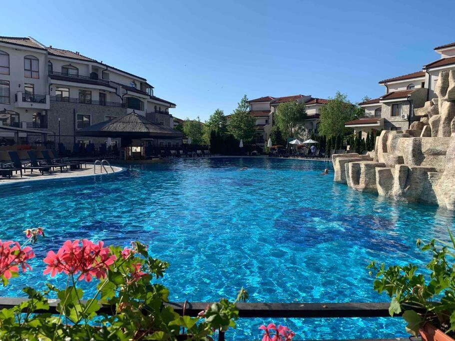 Lovely Apartment In Peaceful Family Spa Resort Near To Nesebar Kableshkovo  Bagian luar foto