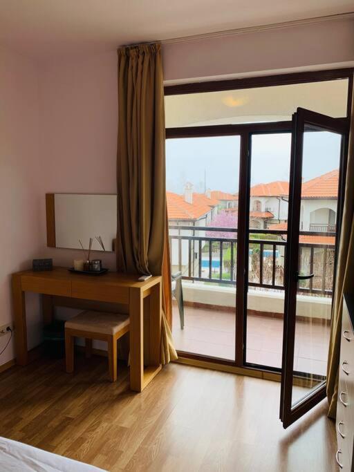 Lovely Apartment In Peaceful Family Spa Resort Near To Nesebar Kableshkovo  Bagian luar foto